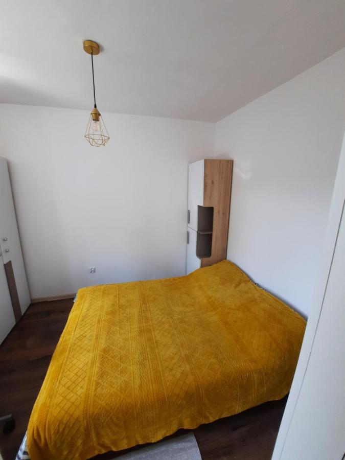 Apartament Zorzy Przy Instytucie Kardiologii Anin Apartman Varsó Kültér fotó