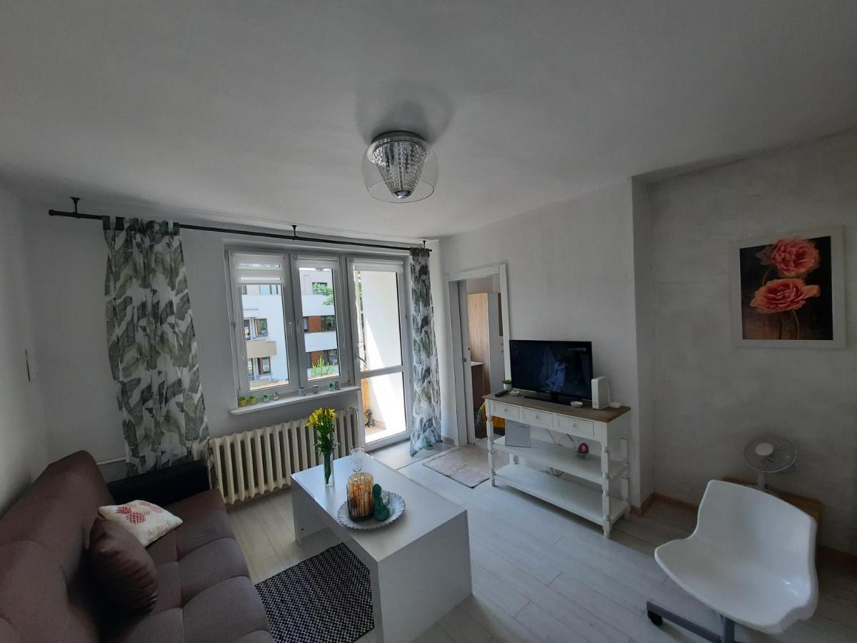 Apartament Zorzy Przy Instytucie Kardiologii Anin Varsó Kültér fotó